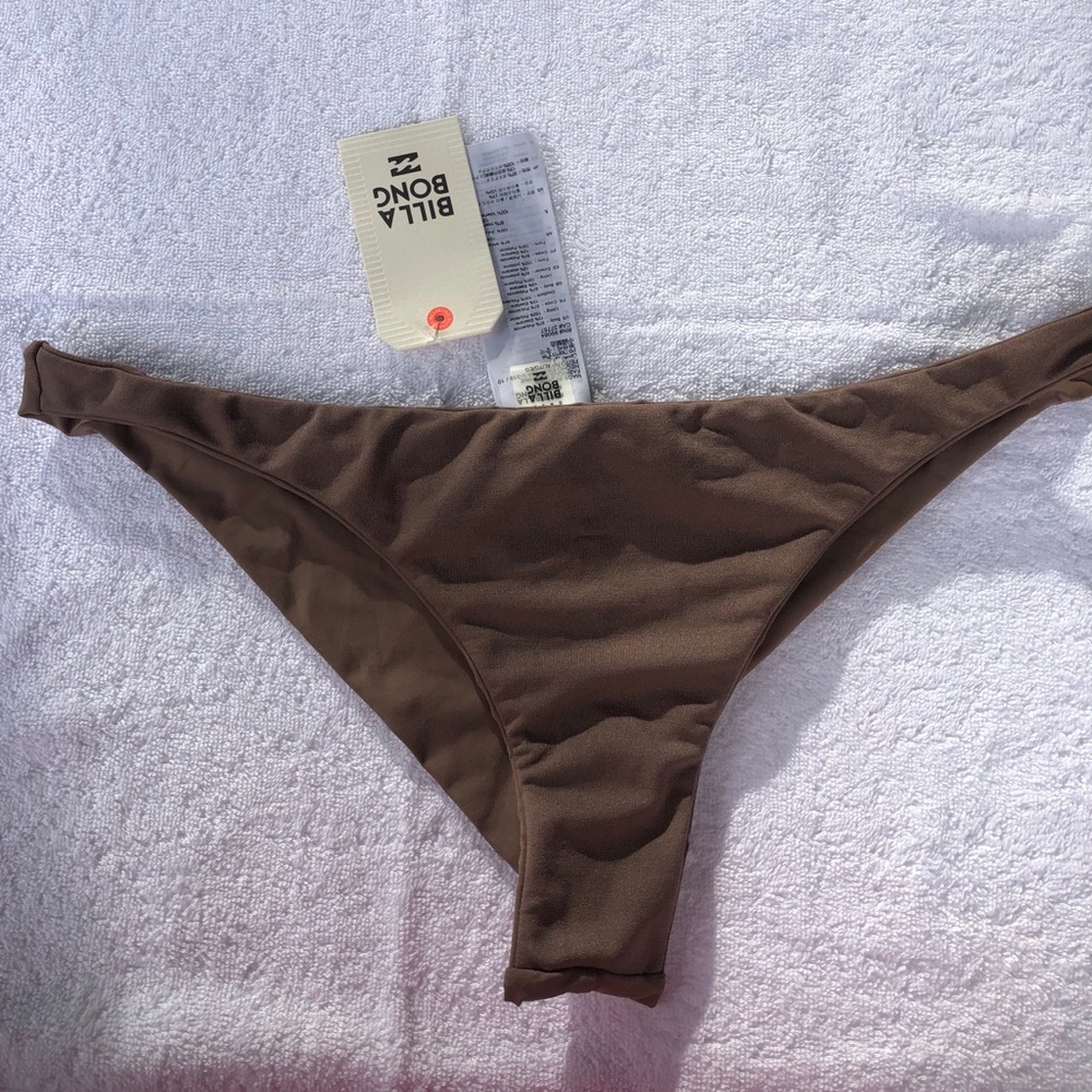 Billabong cheeky bottom size Xl brown